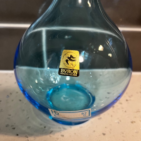 Vintage Byron Hirota Electric Blue Japanese Glass Vase with original stickers - Picture 3 of 7